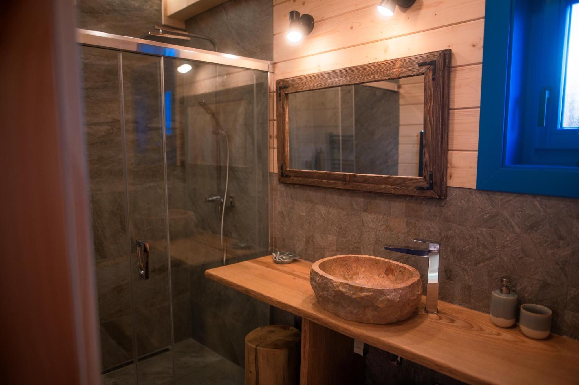 Chalets Buky ตาตรันสกา ลอมนีจา ภายนอก รูปภาพ