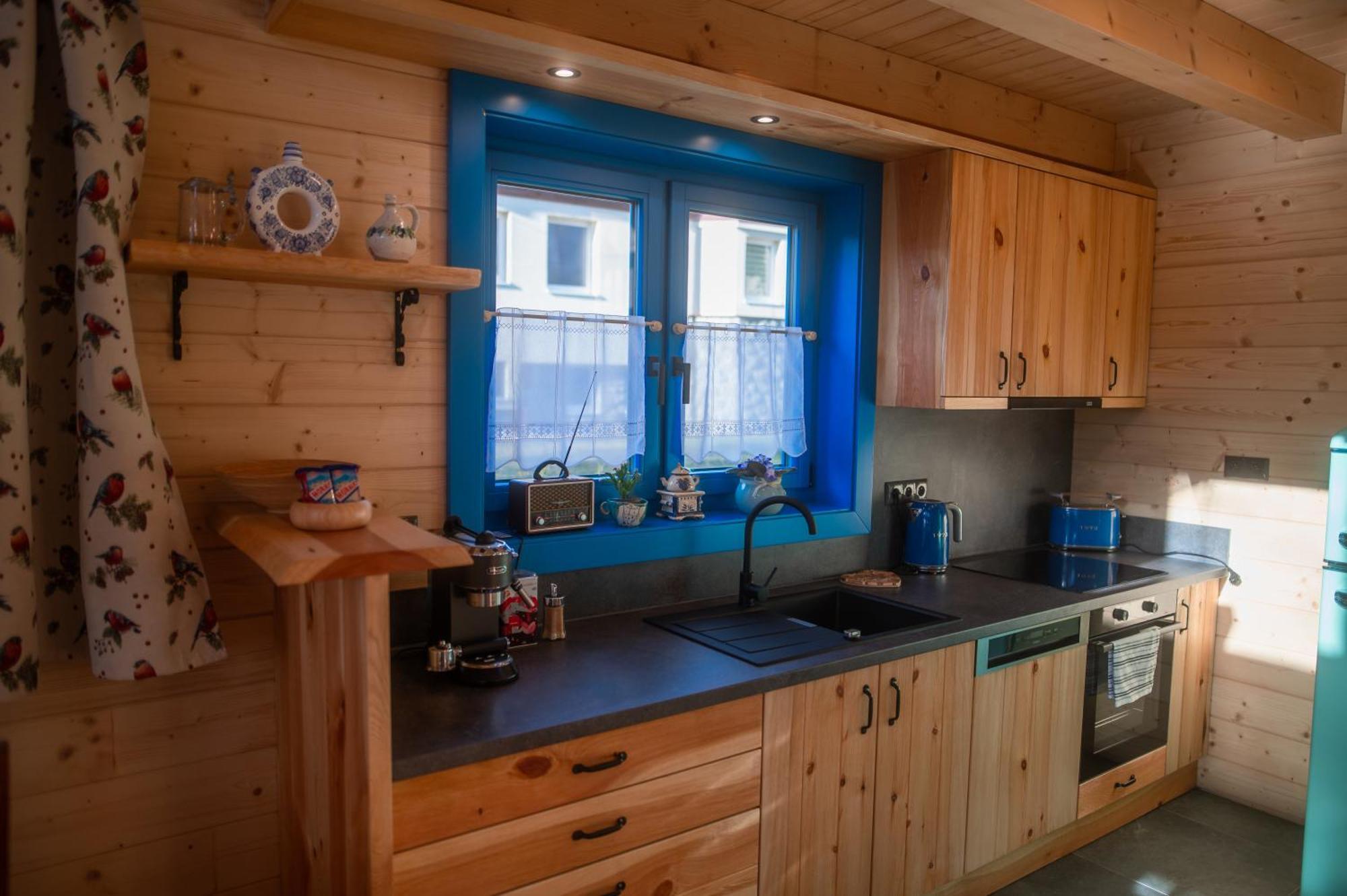 Chalets Buky ตาตรันสกา ลอมนีจา ภายนอก รูปภาพ