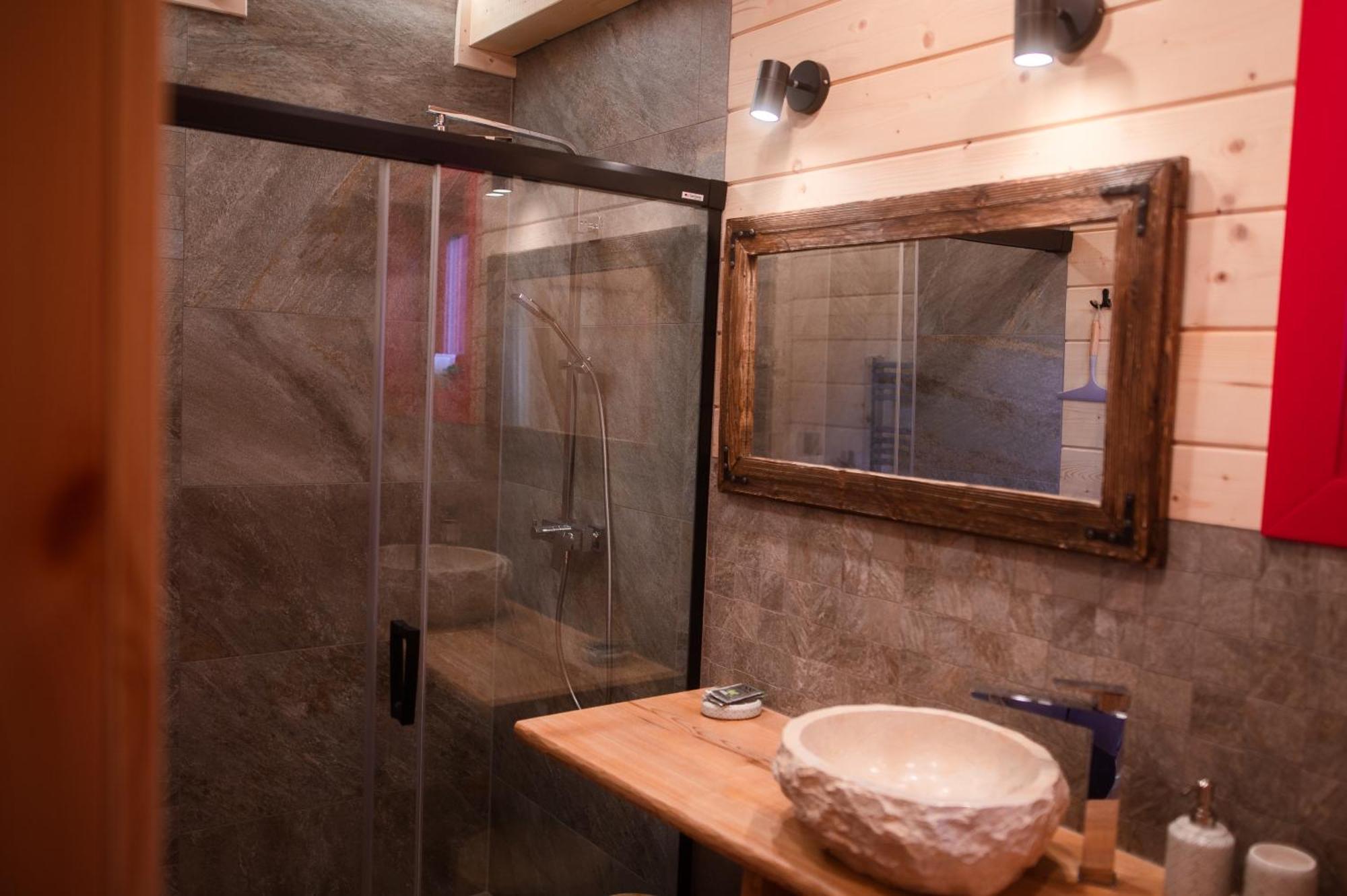 Chalets Buky ตาตรันสกา ลอมนีจา ภายนอก รูปภาพ